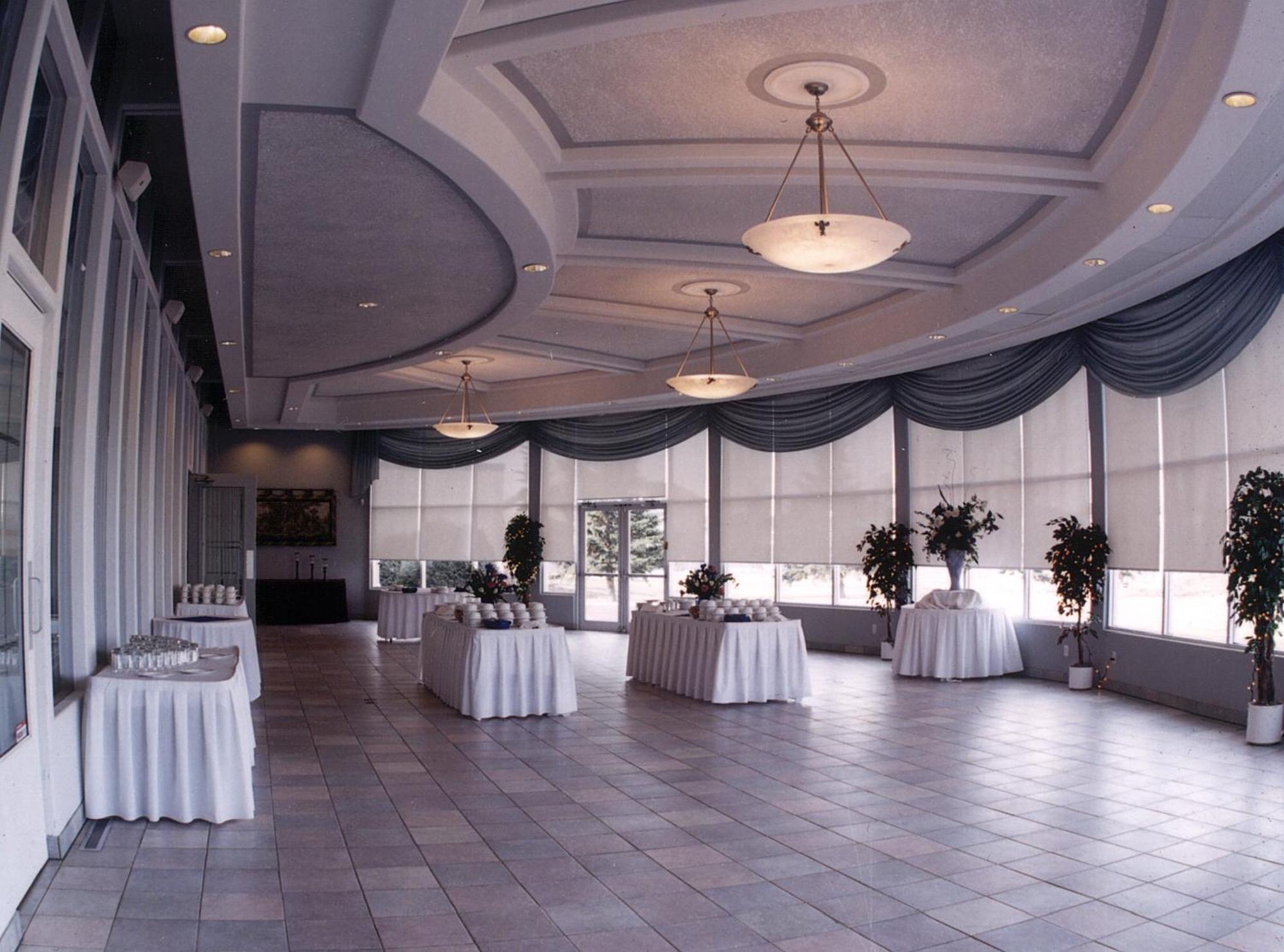Chateau Louis Hotel & Conference Centre Edmonton Esterno foto
