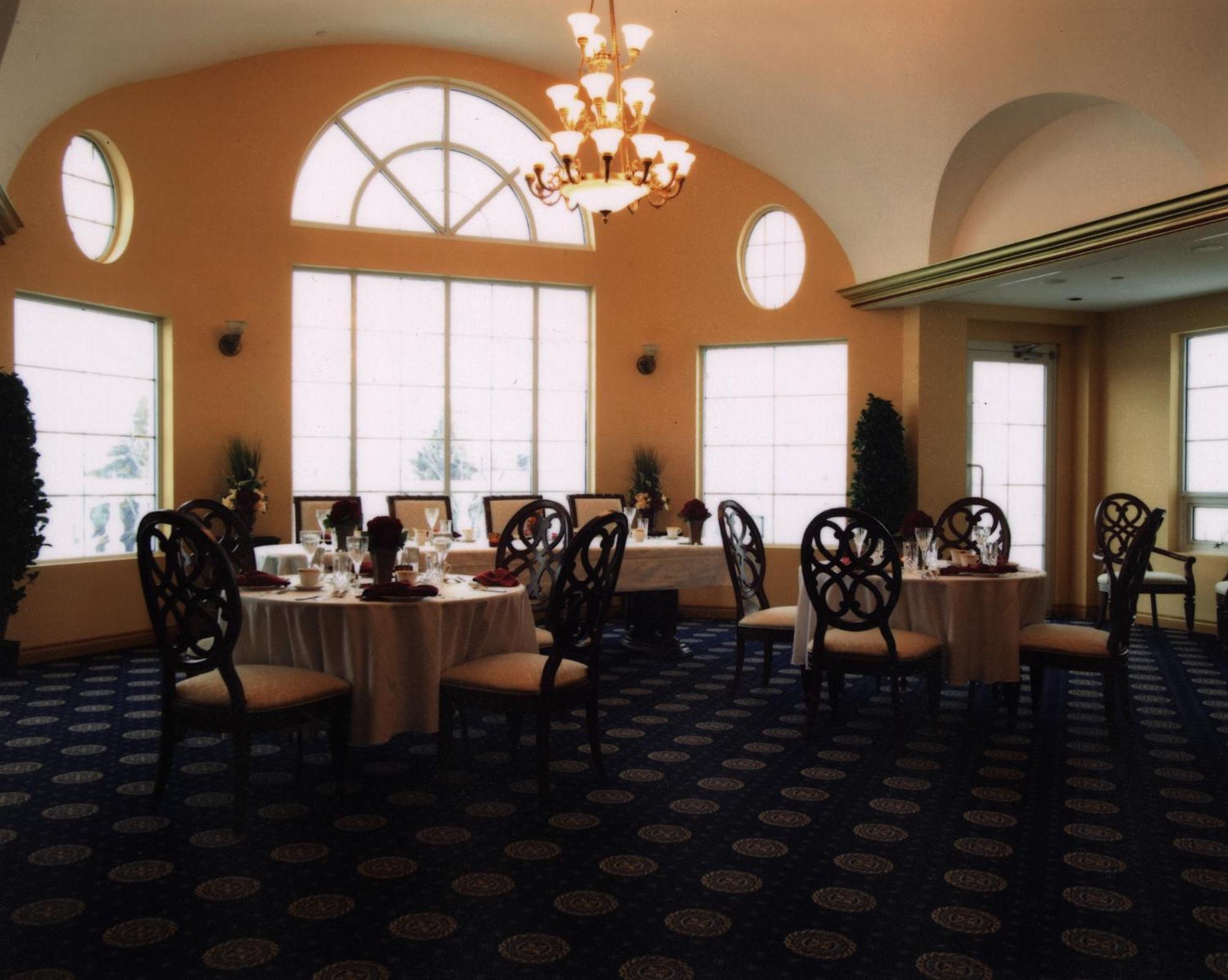 Chateau Louis Hotel & Conference Centre Edmonton Esterno foto